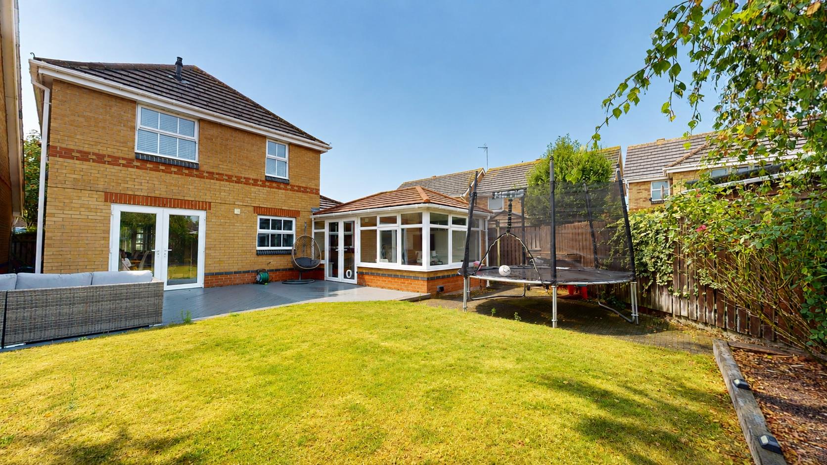 Leary Crescent, Newport Pagnell